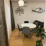 Apartment By The Center Zadar