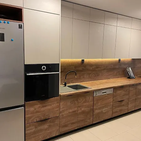Apartment By The Center