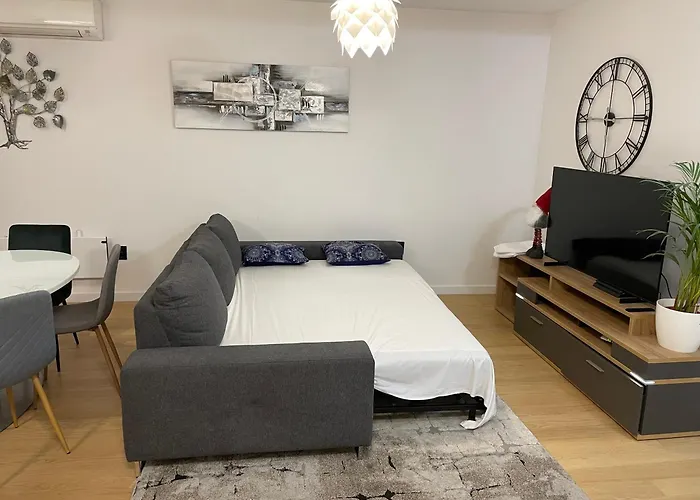 Apartmán By The Center *