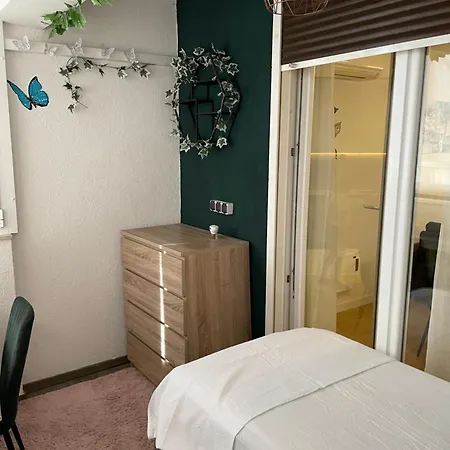 By The Center Appartement