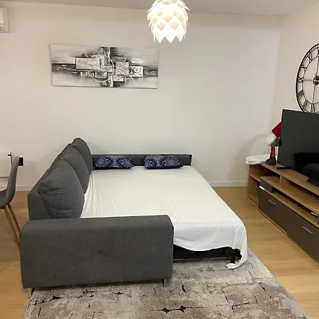 Apartment By The Center *