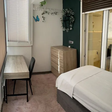 Apartment By The Center