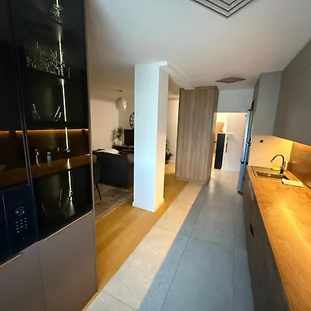 Apartament By The Center Zadar