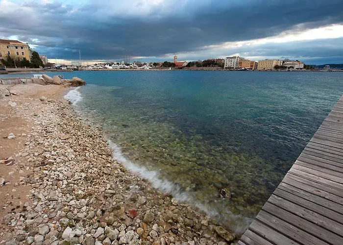 By The Center 아파트 자다르